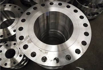 Serrated finish of RF flange