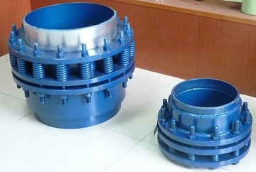 Rotary expansion joints