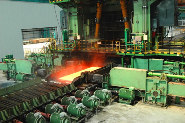 Plate rolling mill