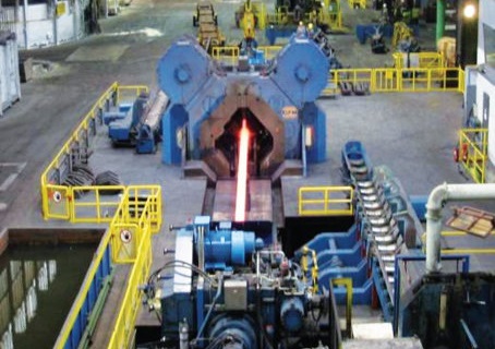Radial forging mill